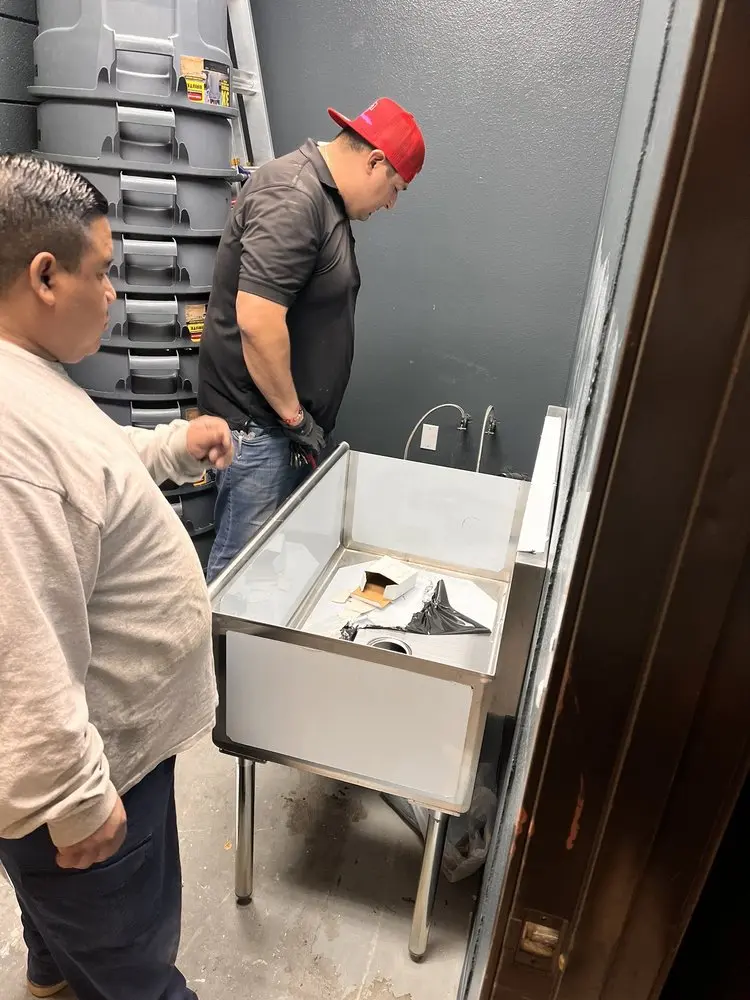 Commercial plumbing and sink installation in Montalvo